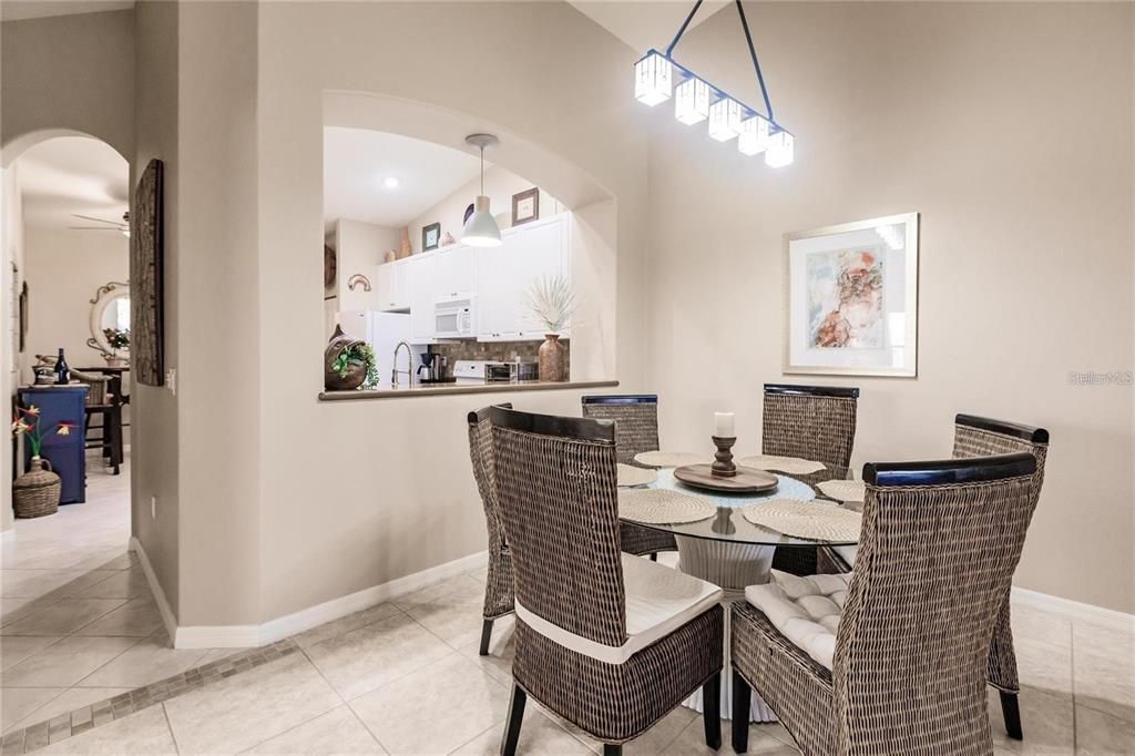 В аренду: $2,100 (3 спален, 2 ванн, 1765 Квадратных фут)