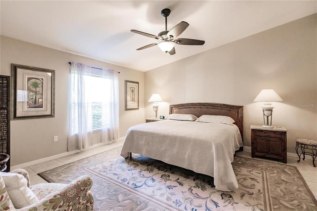 В аренду: $2,100 (3 спален, 2 ванн, 1765 Квадратных фут)