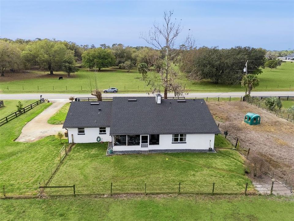 Activo con contrato: $748,000 (3 camas, 2 baños, 1613 Pies cuadrados)