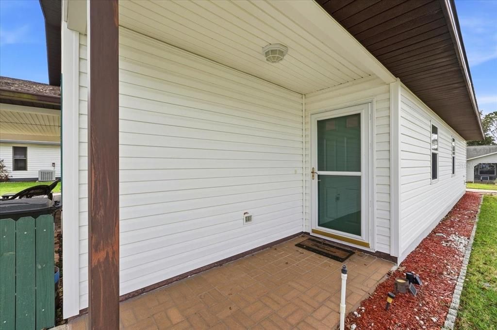 Activo con contrato: $225,000 (2 camas, 2 baños, 1520 Pies cuadrados)