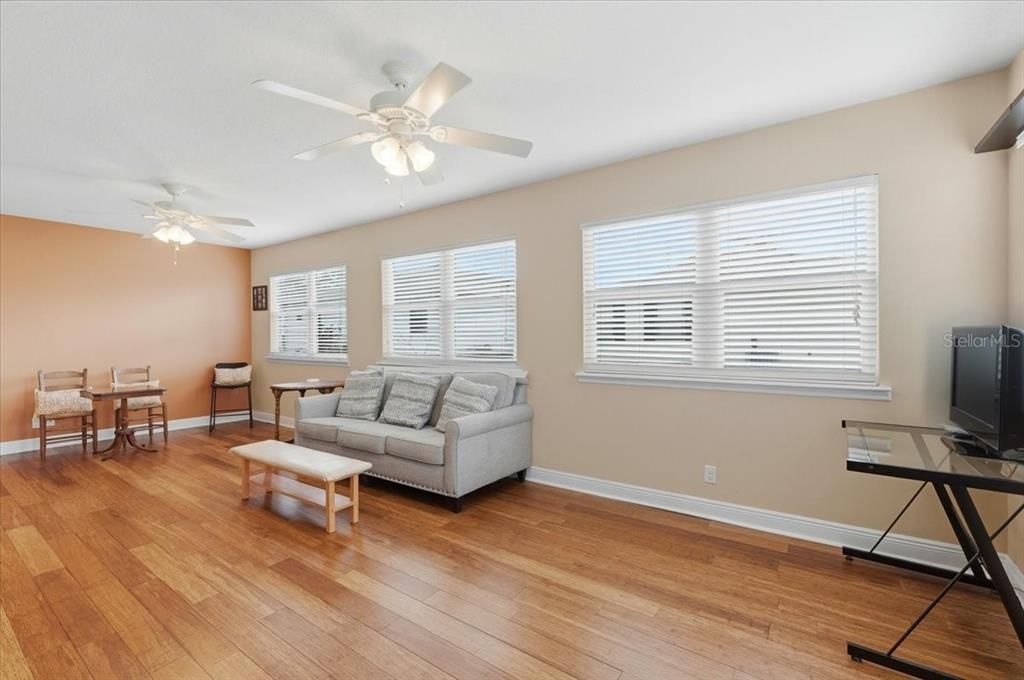 Activo con contrato: $225,000 (2 camas, 2 baños, 1520 Pies cuadrados)