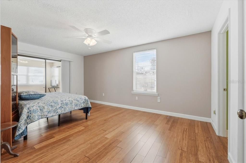 Activo con contrato: $225,000 (2 camas, 2 baños, 1520 Pies cuadrados)