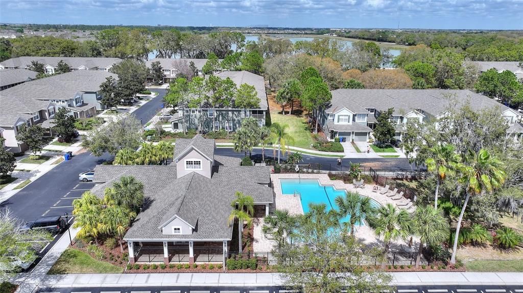 Под контрактом: $245,000 (2 спален, 2 ванн, 1414 Квадратных фут)