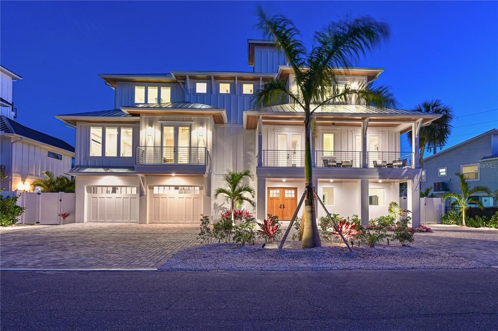 For Sale: $4,375,000 (4 beds, 4 baths, 3356 Square Feet)