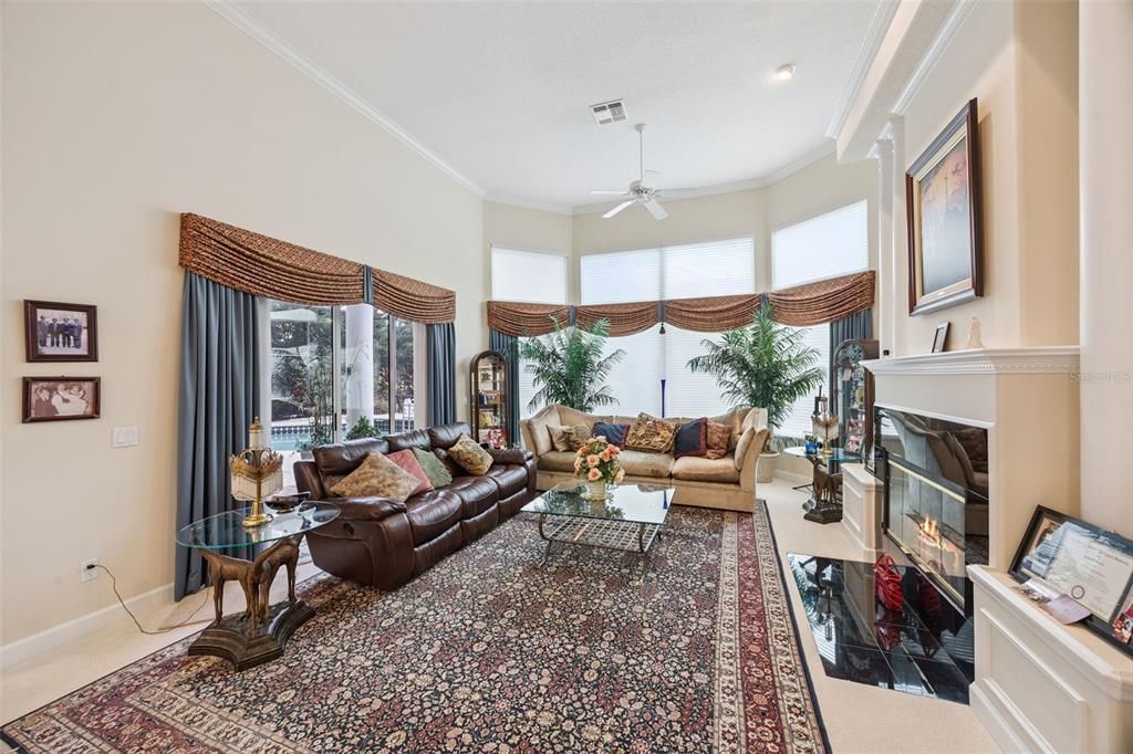 В аренду: $7,990 (5 спален, 4 ванн, 4271 Квадратных фут)