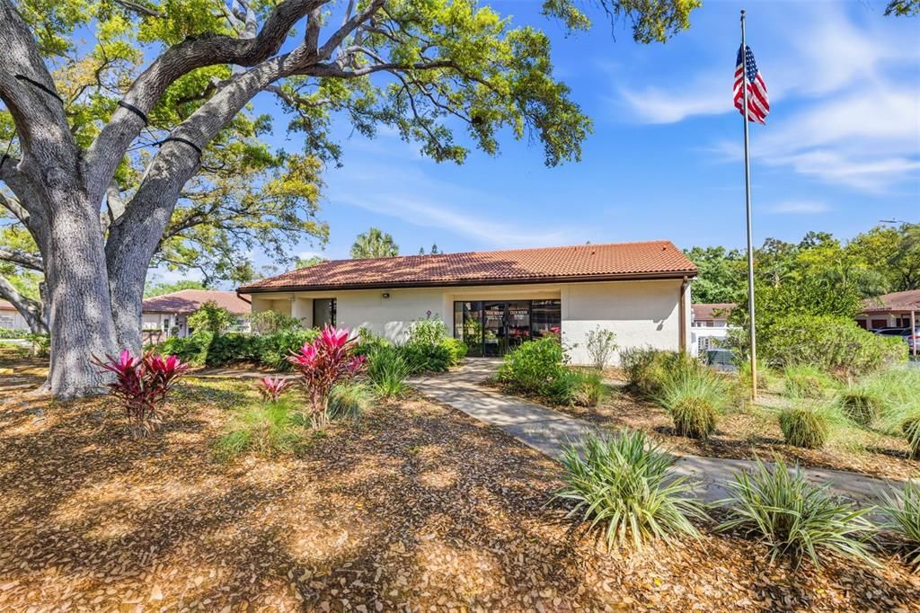 Active With Contract: $190,000 (2 beds, 2 baths, 730 Square Feet)