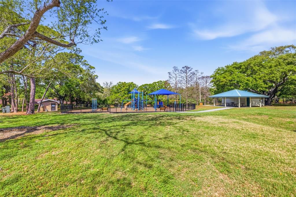 Active With Contract: $190,000 (2 beds, 2 baths, 730 Square Feet)