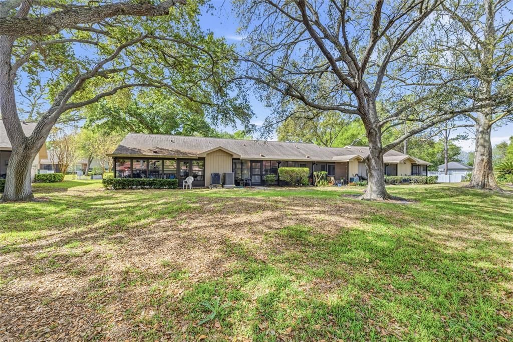 Active With Contract: $190,000 (2 beds, 2 baths, 730 Square Feet)