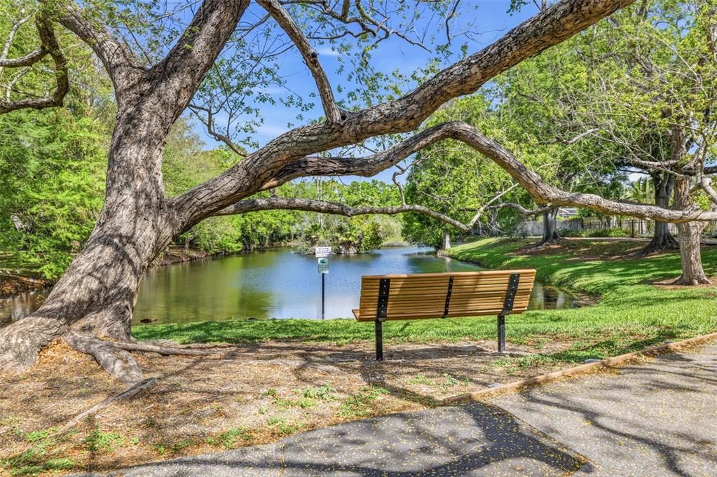 Active With Contract: $190,000 (2 beds, 2 baths, 730 Square Feet)