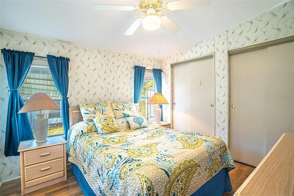 На продажу: $134,990 (2 спален, 2 ванн, 1128 Квадратных фут)