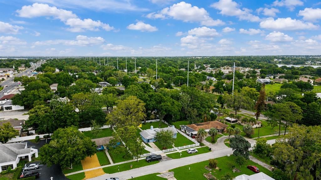 Active With Contract: $257,000 (3 beds, 3 baths, 1270 Square Feet)