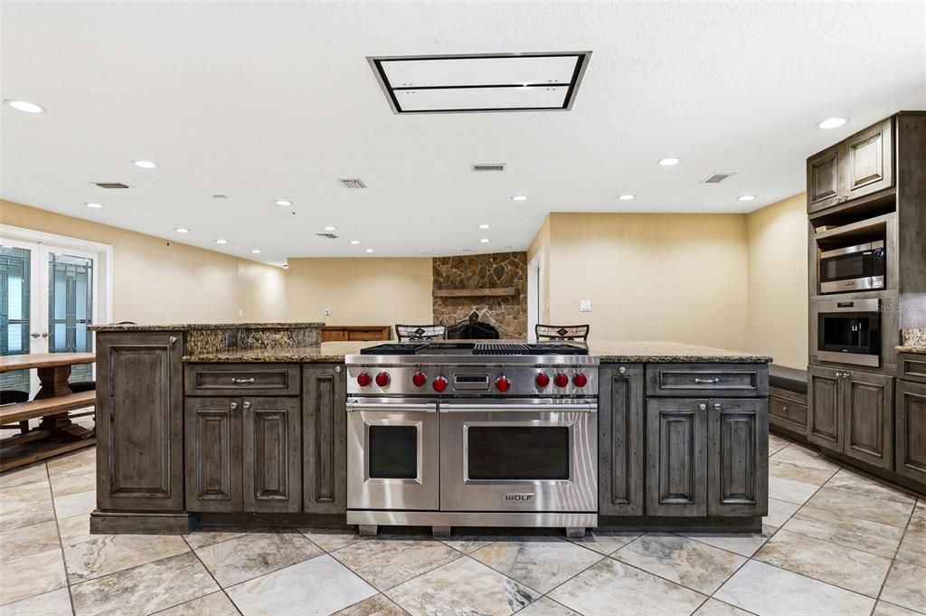 En Venta: $1,070,000 (5 camas, 4 baños, 3237 Pies cuadrados)