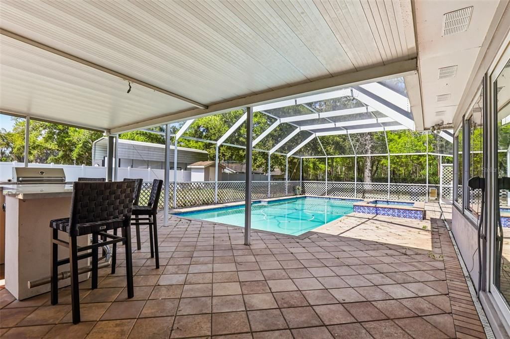 En Venta: $1,070,000 (5 camas, 4 baños, 3237 Pies cuadrados)