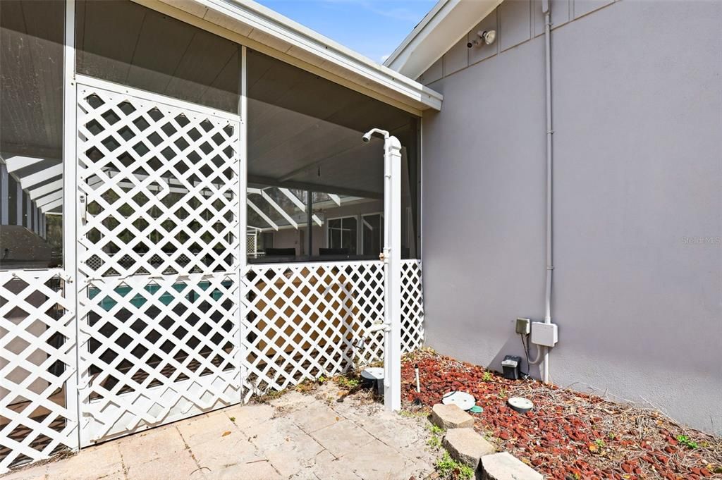 En Venta: $1,070,000 (5 camas, 4 baños, 3237 Pies cuadrados)