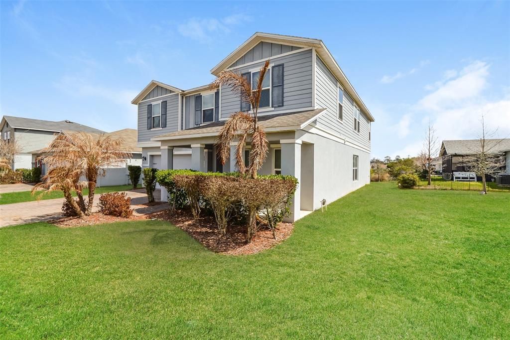 Active With Contract: $370,000 (5 beds, 3 baths, 3071 Square Feet)
