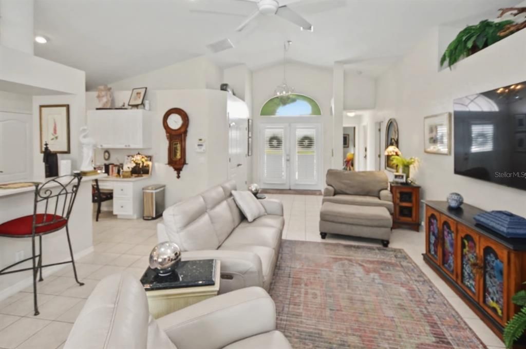 Active With Contract: $440,000 (3 beds, 2 baths, 1744 Square Feet)
