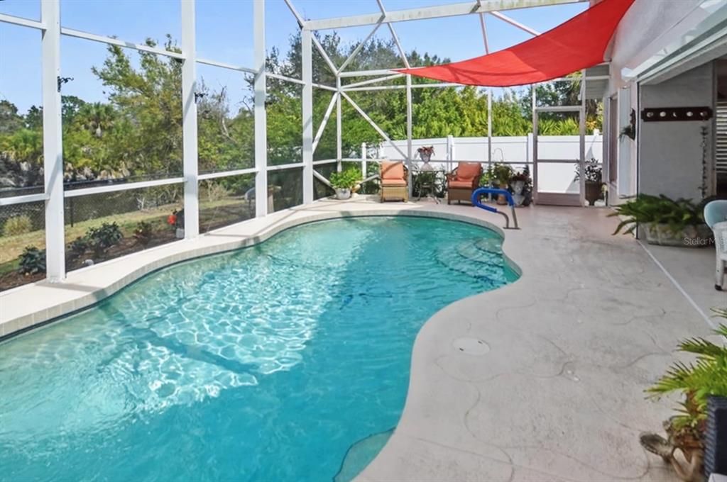Active With Contract: $440,000 (3 beds, 2 baths, 1744 Square Feet)