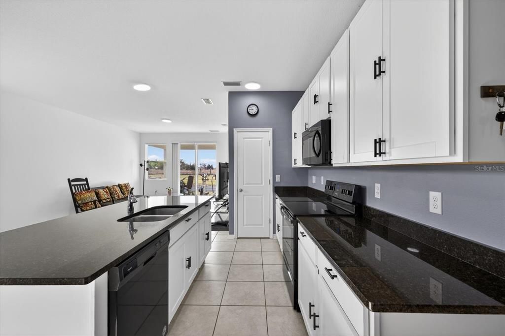 En Venta: $299,999 (3 camas, 2 baños, 1485 Pies cuadrados)