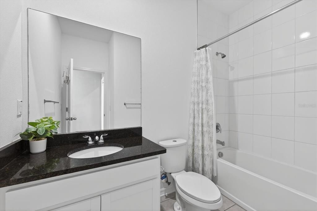En Venta: $299,999 (3 camas, 2 baños, 1485 Pies cuadrados)