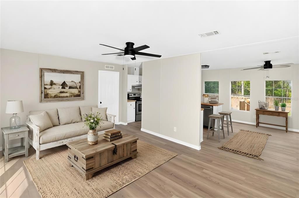 For Sale: $220,000 (3 beds, 2 baths, 1296 Square Feet)