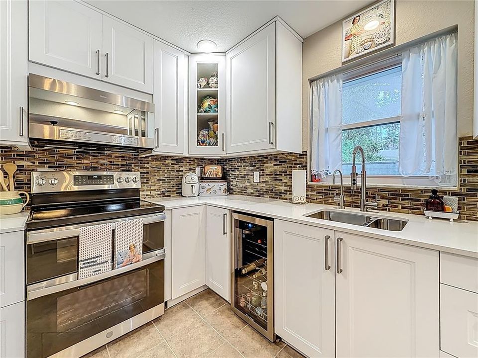 Activo con contrato: $239,900 (2 camas, 2 baños, 1124 Pies cuadrados)