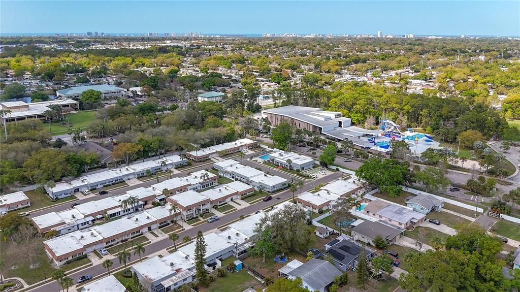 Activo con contrato: $239,900 (2 camas, 2 baños, 1124 Pies cuadrados)