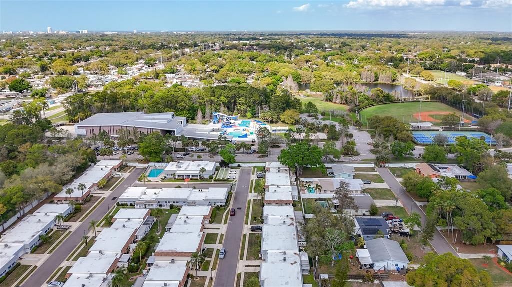Activo con contrato: $239,900 (2 camas, 2 baños, 1124 Pies cuadrados)