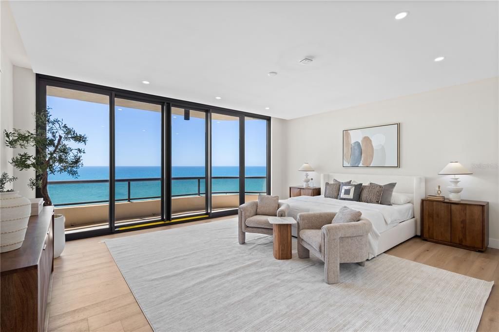 Active With Contract: $6,750,000 (3 beds, 3 baths, 3380 Square Feet)