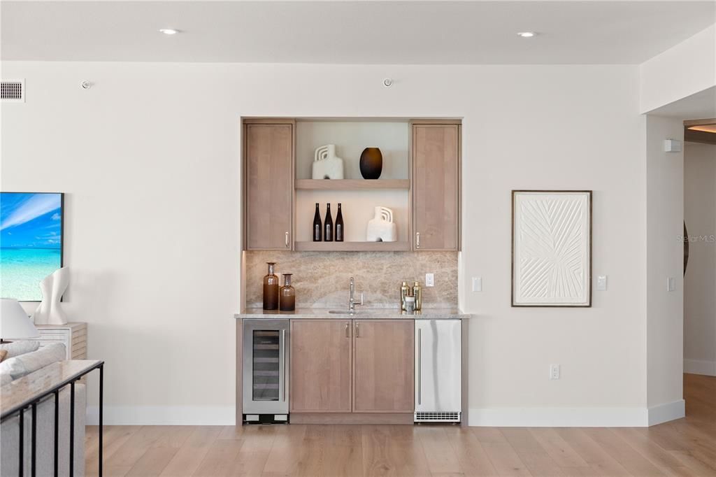 Active With Contract: $6,750,000 (3 beds, 3 baths, 3380 Square Feet)