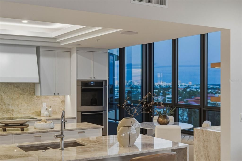 Active With Contract: $6,750,000 (3 beds, 3 baths, 3380 Square Feet)
