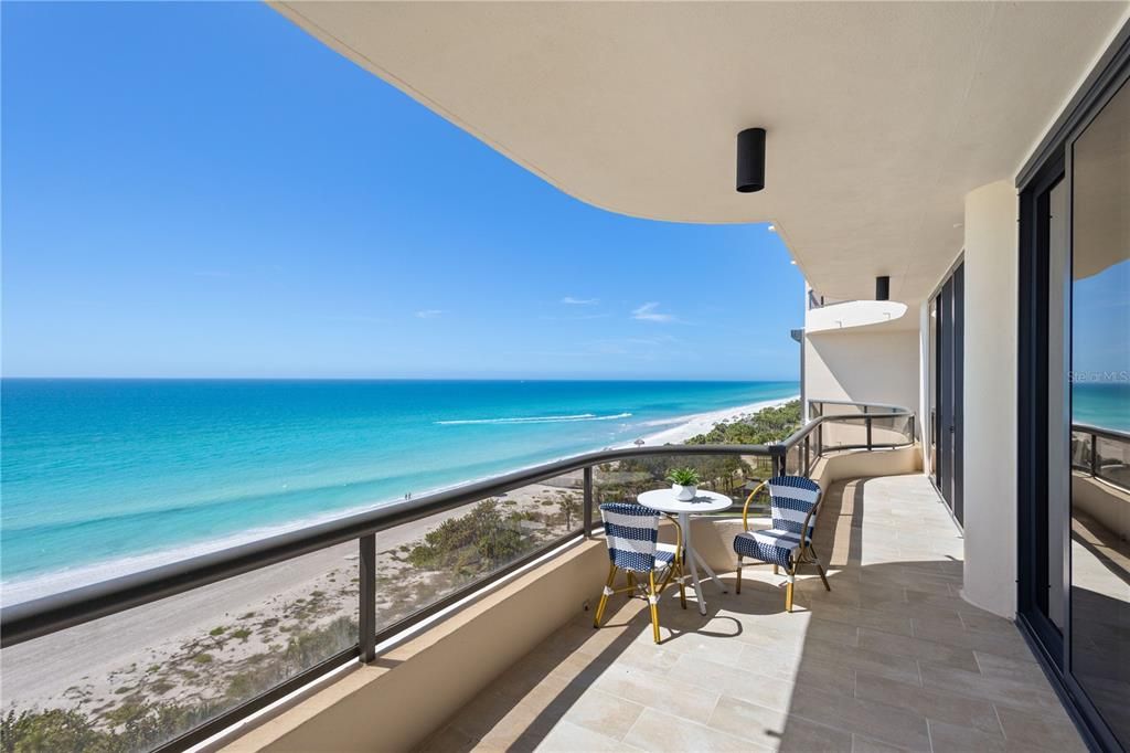 Active With Contract: $6,750,000 (3 beds, 3 baths, 3380 Square Feet)