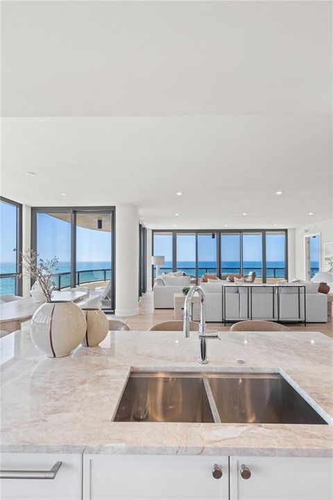 Active With Contract: $6,750,000 (3 beds, 3 baths, 3380 Square Feet)