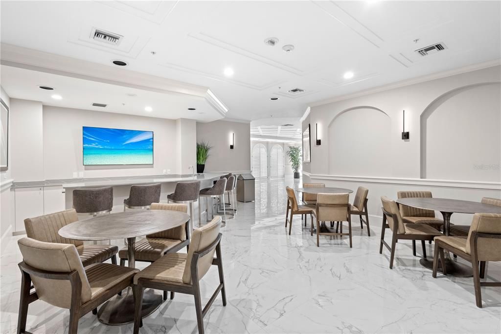 Active With Contract: $6,750,000 (3 beds, 3 baths, 3380 Square Feet)