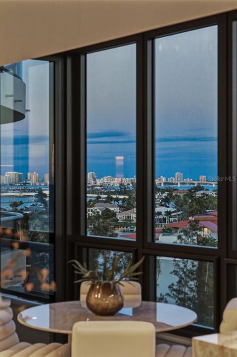Active With Contract: $6,750,000 (3 beds, 3 baths, 3380 Square Feet)