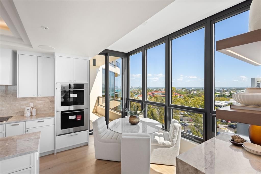 Active With Contract: $6,750,000 (3 beds, 3 baths, 3380 Square Feet)