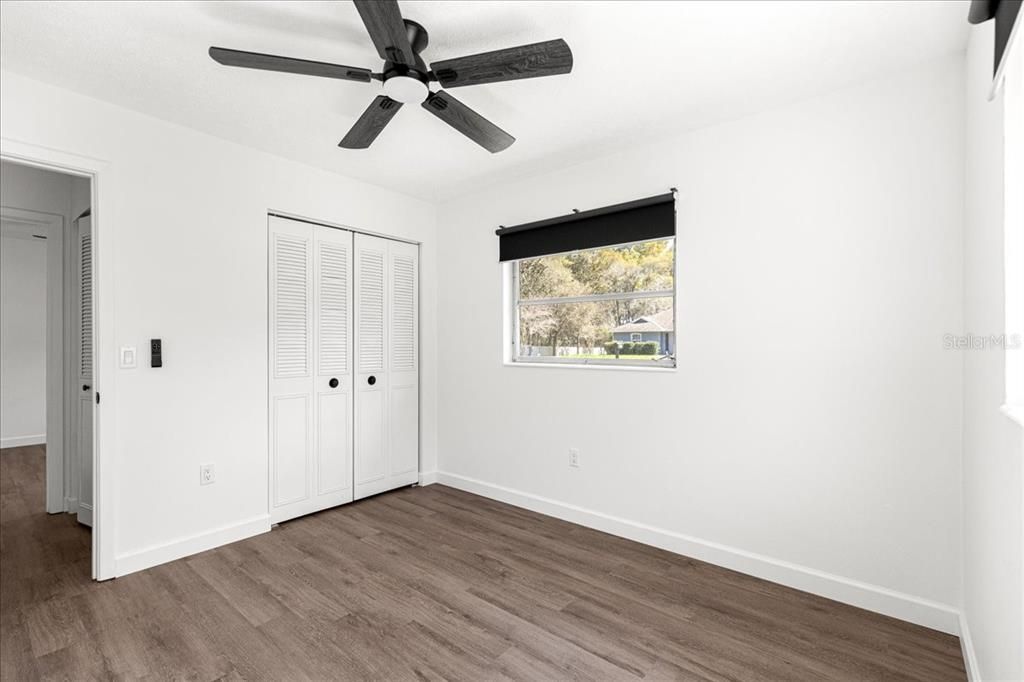 Activo con contrato: $239,000 (3 camas, 2 baños, 1239 Pies cuadrados)