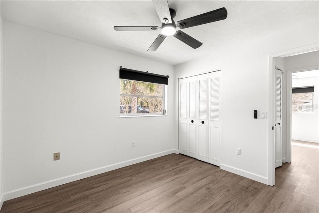 Activo con contrato: $239,000 (3 camas, 2 baños, 1239 Pies cuadrados)