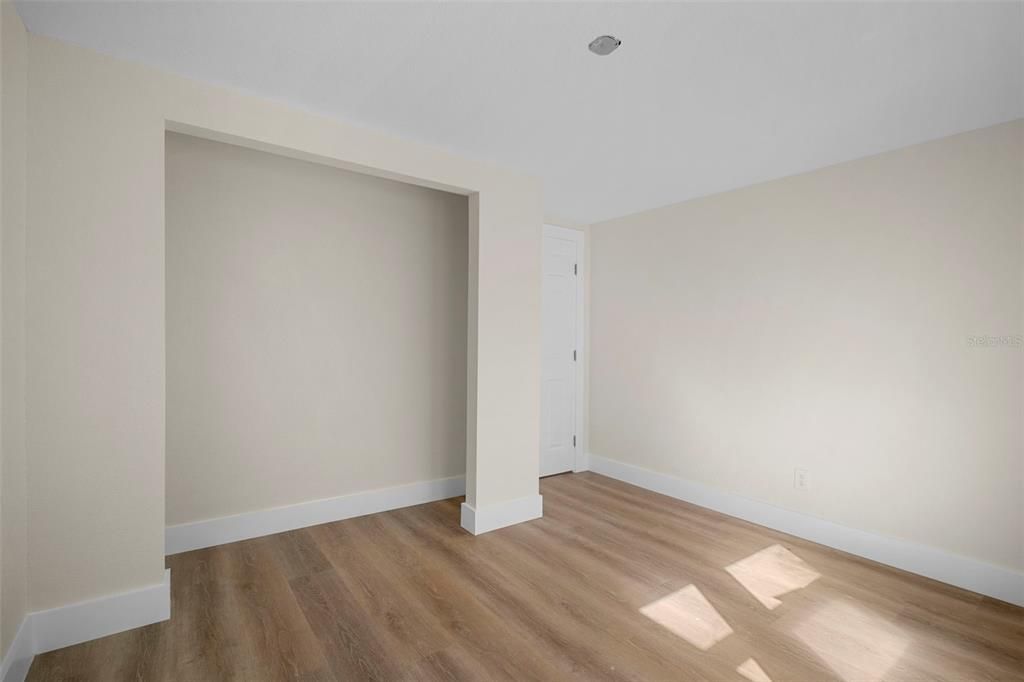 На продажу: $149,900 (3 спален, 2 ванн, 1248 Квадратных фут)