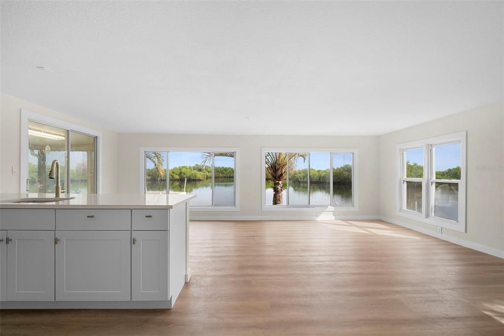 На продажу: $149,900 (3 спален, 2 ванн, 1248 Квадратных фут)