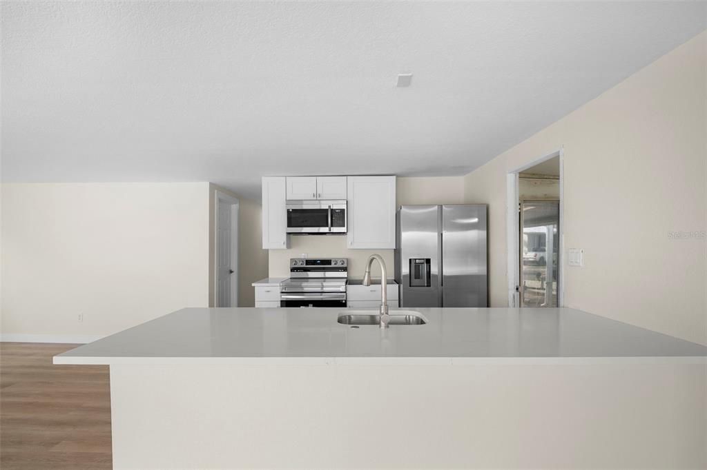 На продажу: $149,900 (3 спален, 2 ванн, 1248 Квадратных фут)