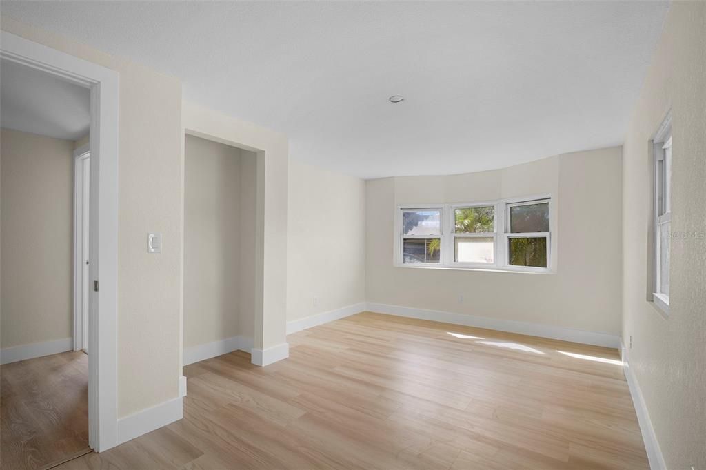 На продажу: $149,900 (3 спален, 2 ванн, 1248 Квадратных фут)