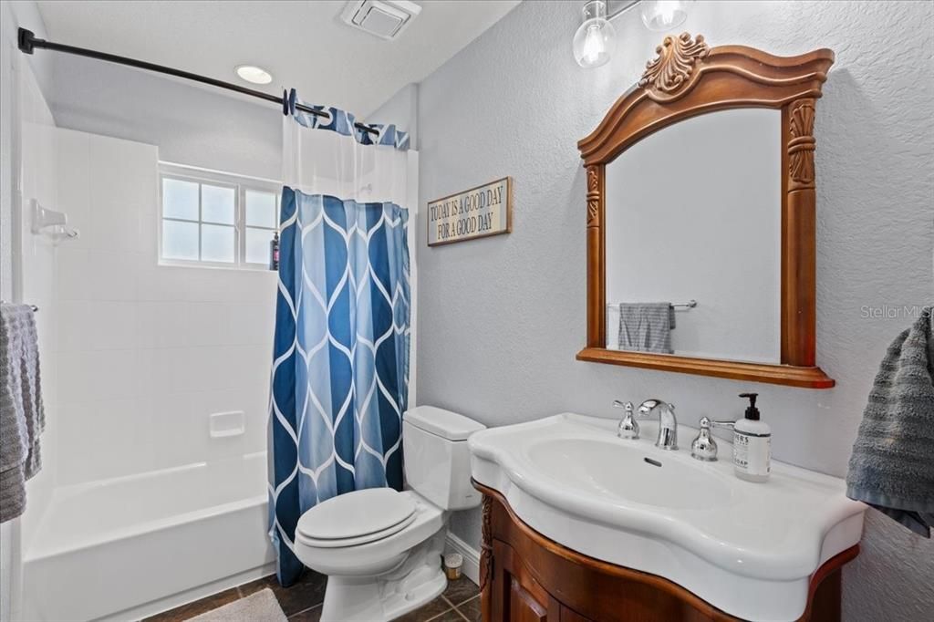 En Venta: $549,000 (5 camas, 5 baños, 2789 Pies cuadrados)