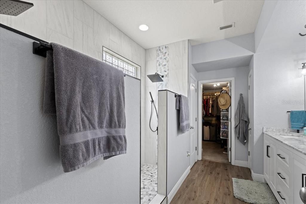 En Venta: $549,000 (5 camas, 5 baños, 2789 Pies cuadrados)