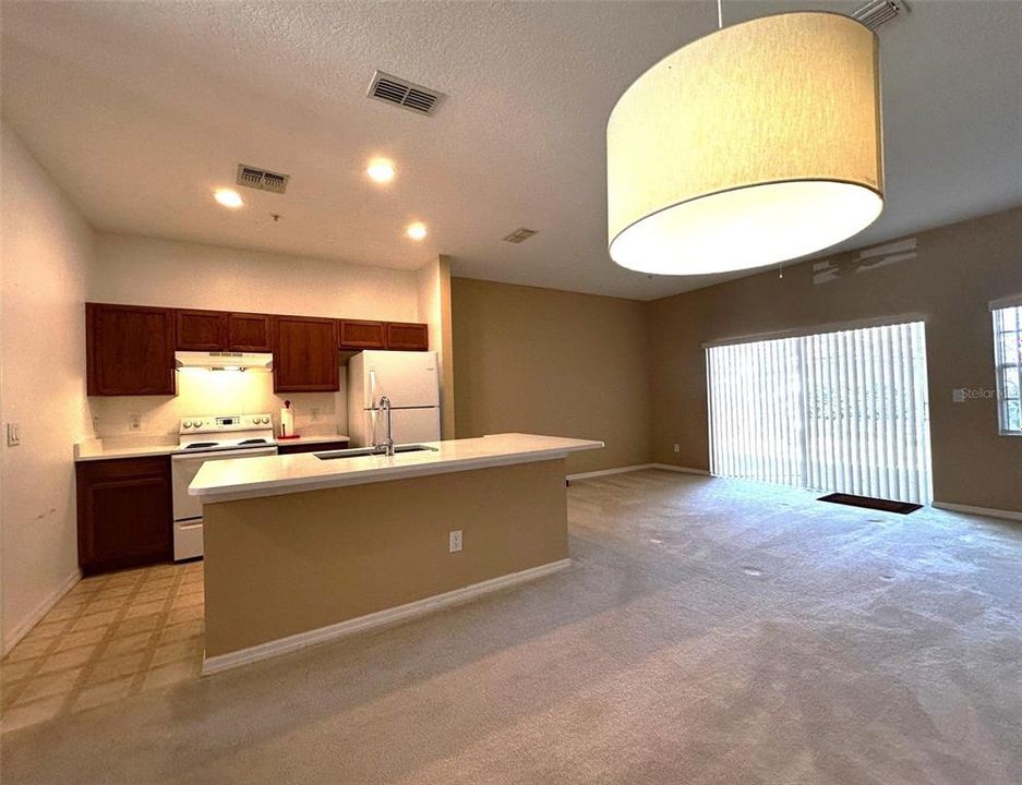 Active With Contract: $249,900 (3 beds, 2 baths, 1517 Square Feet)