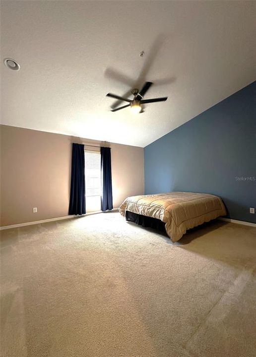 Active With Contract: $249,900 (3 beds, 2 baths, 1517 Square Feet)