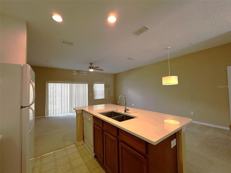 Active With Contract: $249,900 (3 beds, 2 baths, 1517 Square Feet)