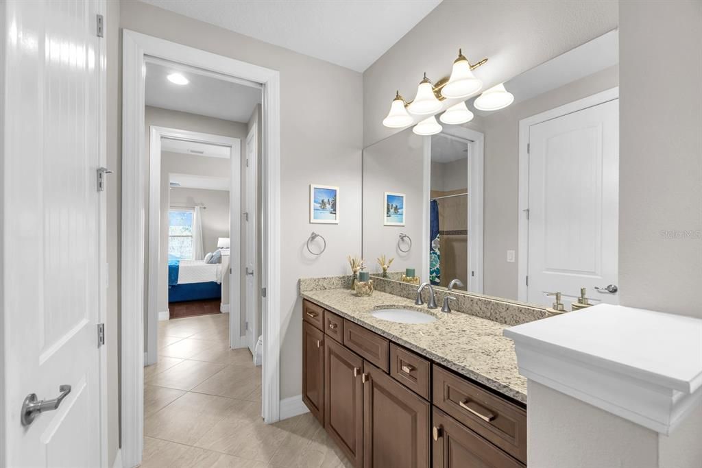 For Sale: $875,000 (4 beds, 4 baths, 4596 Square Feet)