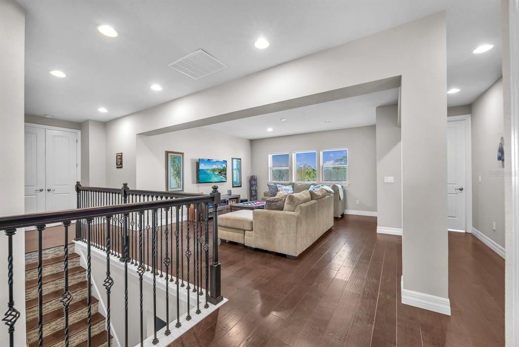For Sale: $875,000 (4 beds, 4 baths, 4596 Square Feet)