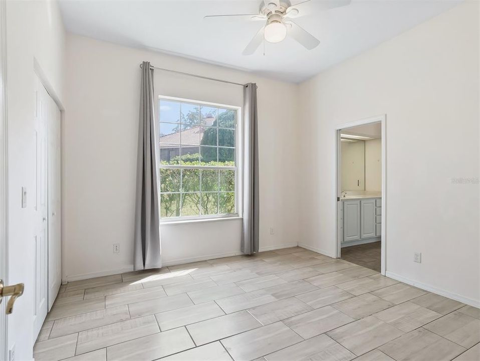 For Sale: $650,000 (4 beds, 3 baths, 2502 Square Feet)