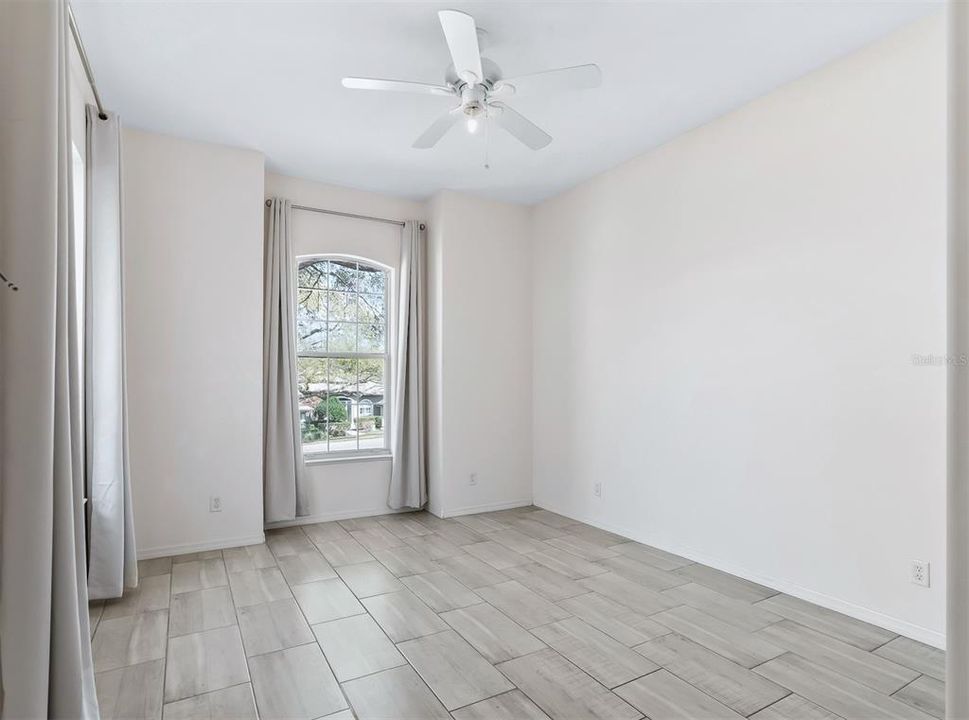For Sale: $650,000 (4 beds, 3 baths, 2502 Square Feet)
